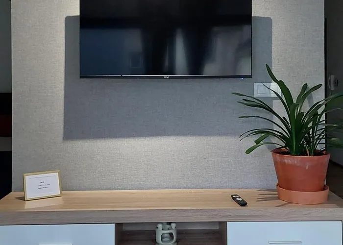 Zakatek 2 Z Ogrodkiem I Miejscem W Garazu Podziemnym