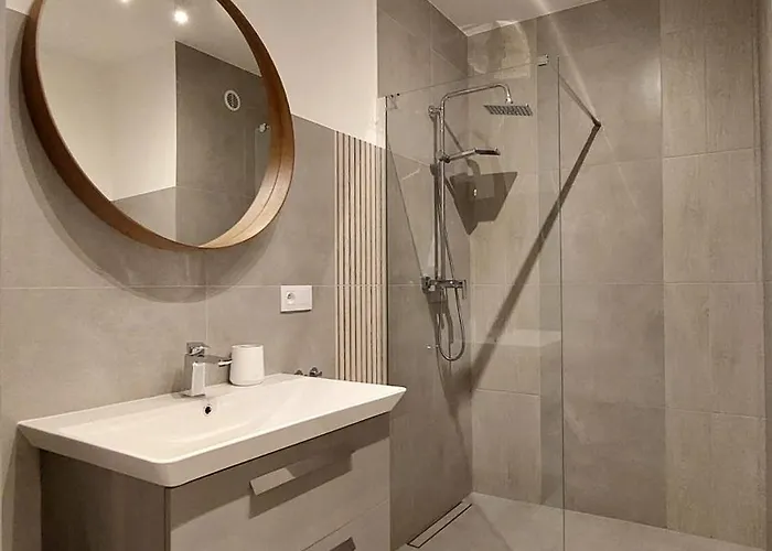 Διαμέρισμα Zakatek 2 Z Ogrodkiem I Miejscem W Garazu Podziemnym *